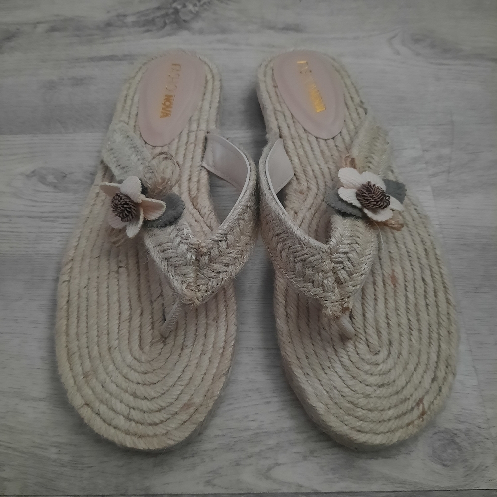 Espadrille Beige Floral Sandals